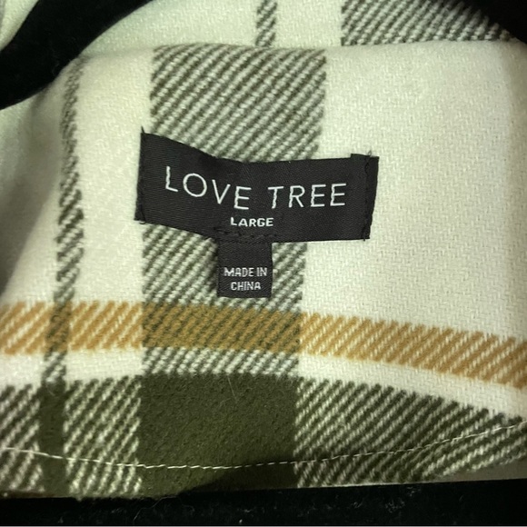 Plaid Flannel Shacket - Picture 4 of 6